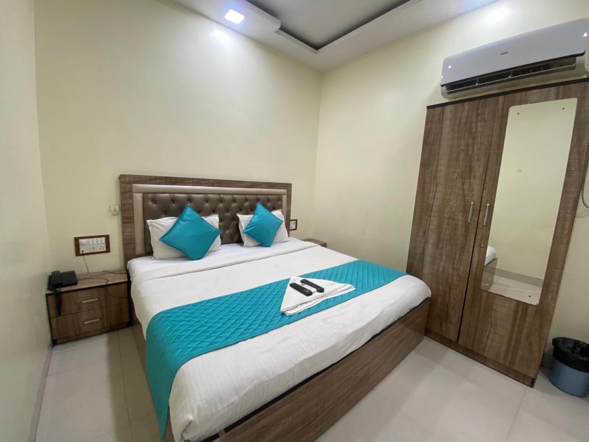 Hotel Apsara- Near J J Hospital Mumbai Bagian luar foto