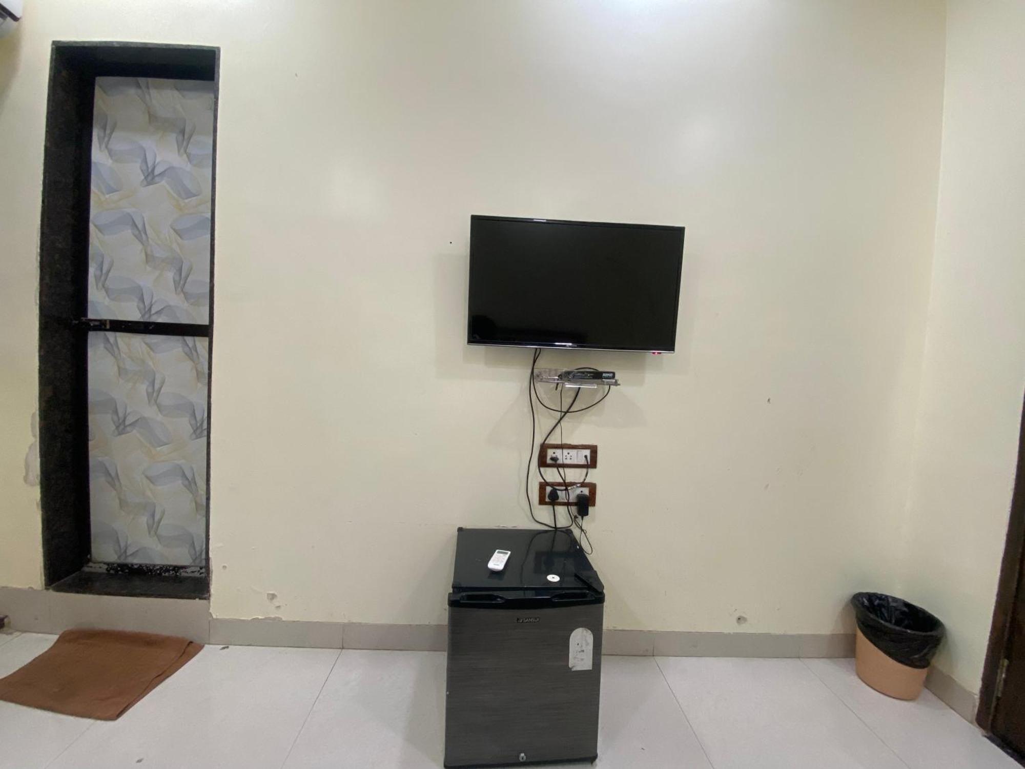 Hotel Apsara- Near J J Hospital Mumbai Bagian luar foto