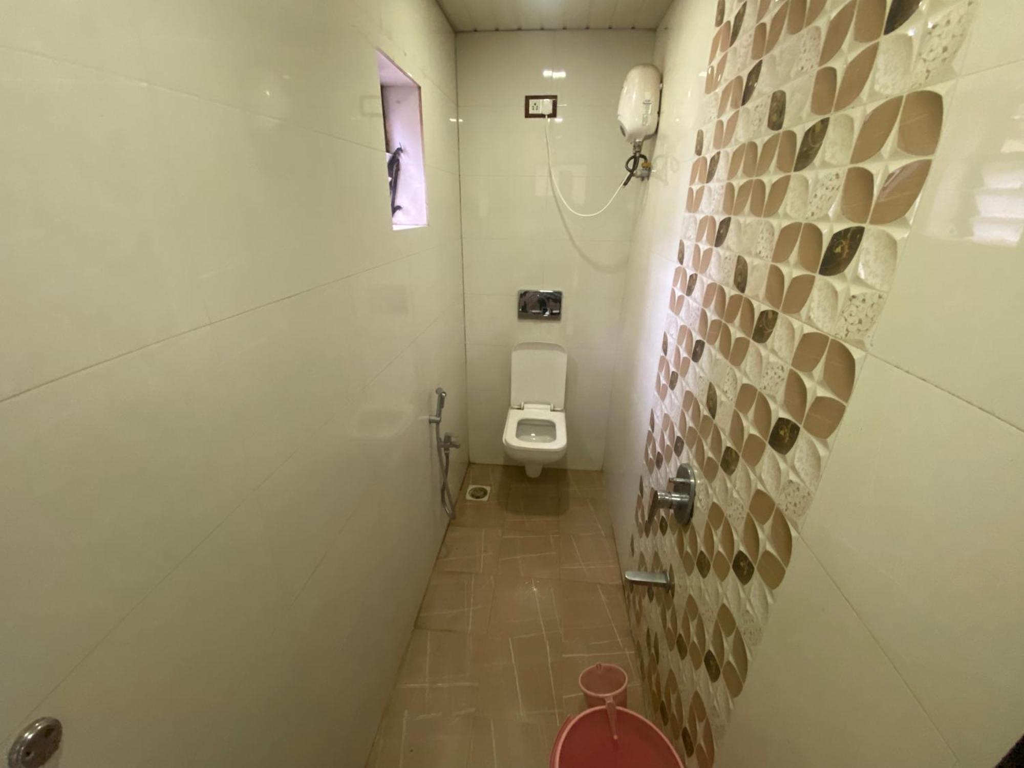 Hotel Apsara- Near J J Hospital Mumbai Bagian luar foto